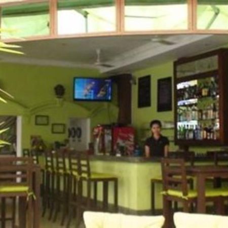 Cyclo Hotel-Bar-Restaurant Phnom Penh Dış mekan fotoğraf