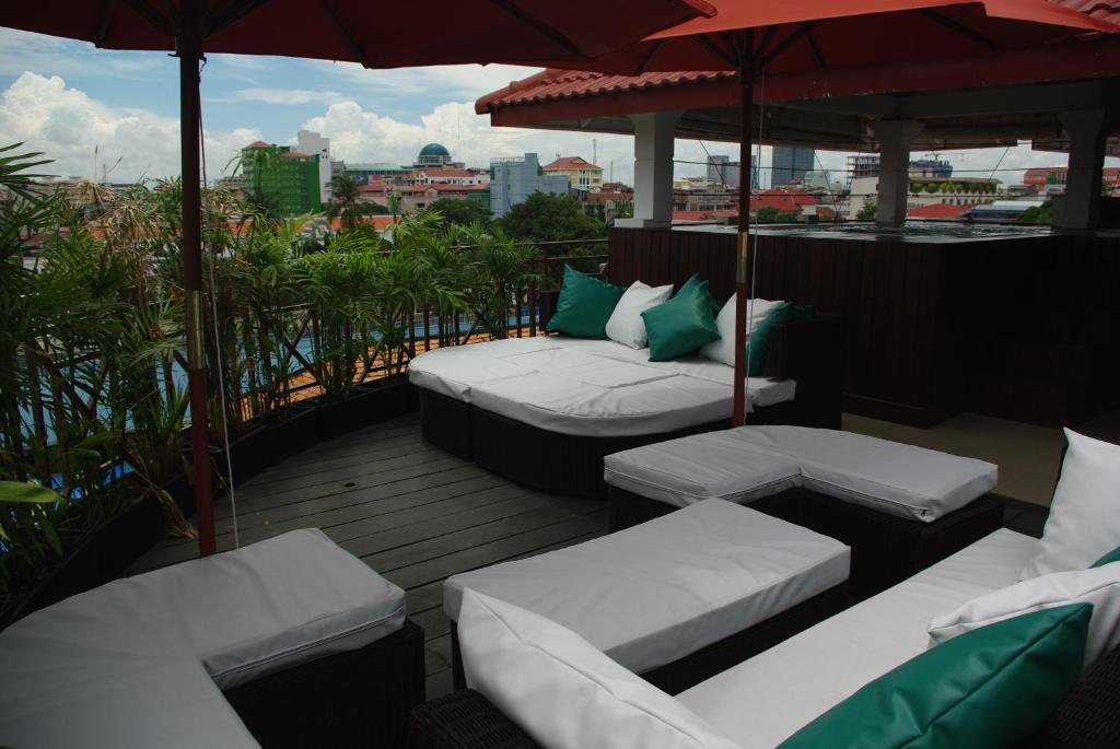 Cyclo Hotel-Bar-Restaurant Phnom Penh Dış mekan fotoğraf