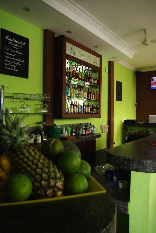 Cyclo Hotel-Bar-Restaurant Phnom Penh Dış mekan fotoğraf