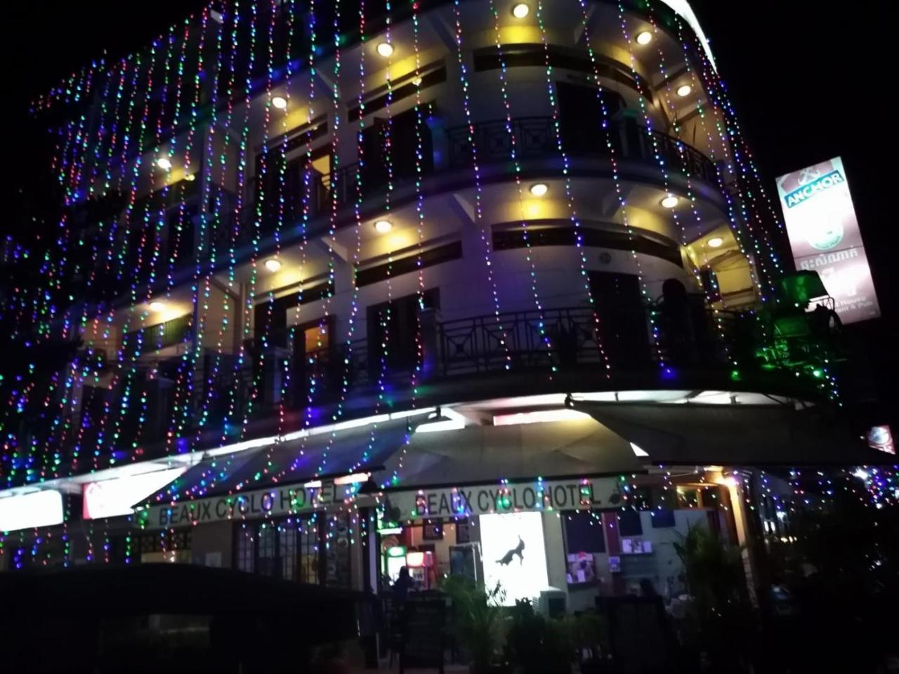 Cyclo Hotel-Bar-Restaurant Phnom Penh Dış mekan fotoğraf